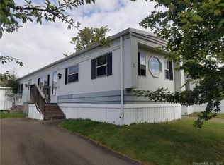 3 Barn Ln, Milford, CT 06460