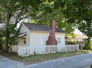 9 Broadmoor Ln, Pensacola, FL 32507