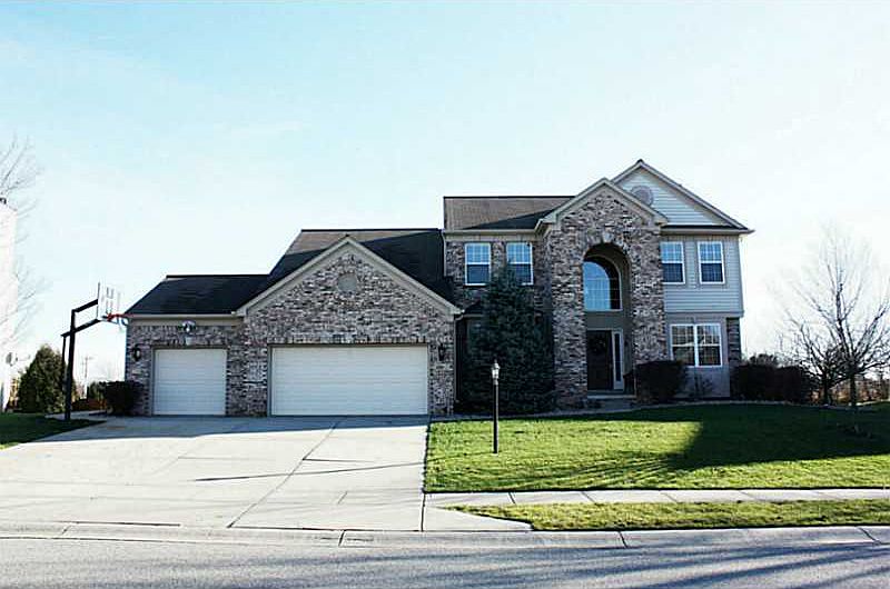 1st image of 565 E Columbine Ln