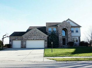 565 E Columbine Ln, Westfield, IN 46074