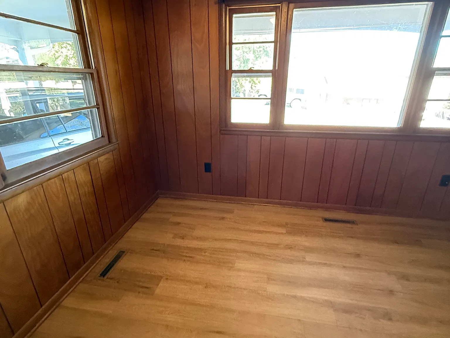 1802 Neihardt Ave — Photo 3