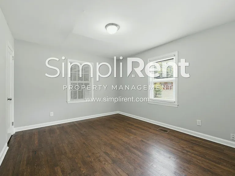 4401 Highland Rd — Photo 12