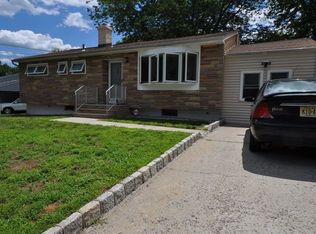 12 Andover Rd, Old Bridge, NJ 08857