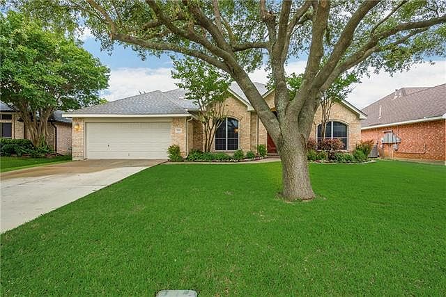 1st image of 2512 Logan Dr