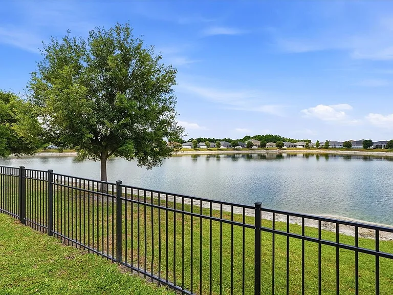 3615 Peregrine Way — Photo 31