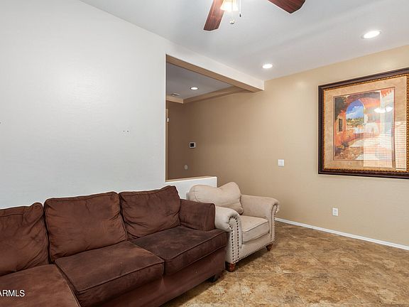 5th image of 38061 W LA PAZ Street