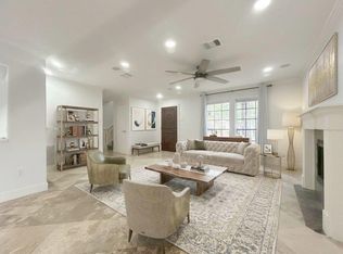 102 E Mistybreeze Cir, Spring, TX 77381