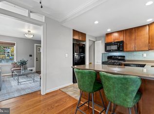 2718 Fort Dr, Alexandria, VA 22303