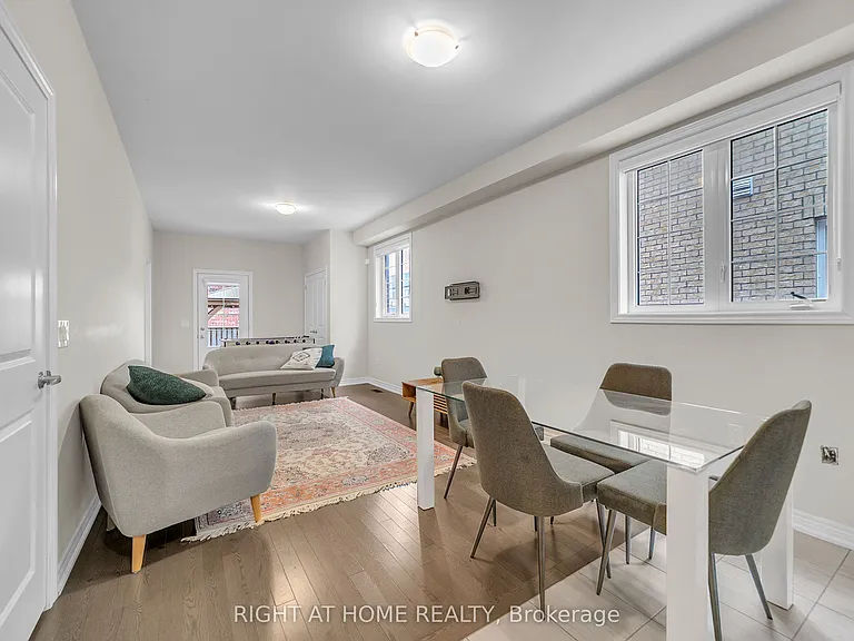 126 Blackwell Cres — Photo 12