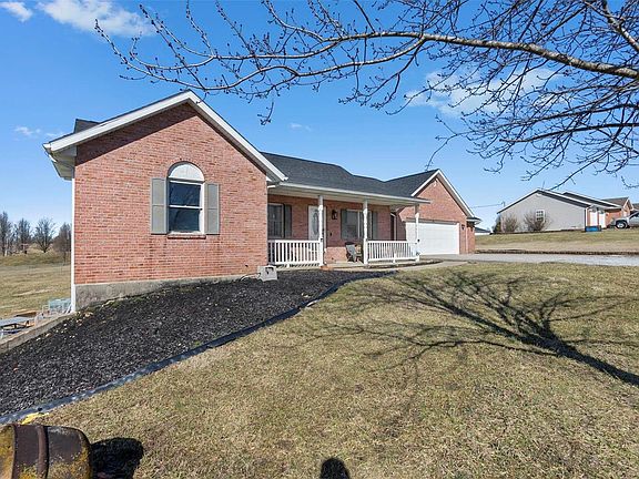 4th image of 143 Blueberry Ln