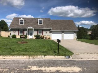 502 Knollwood St, Wakefield, KS 67487
