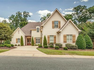 2700 Beacon Hill Pkwy, Tuscaloosa, AL, 35406