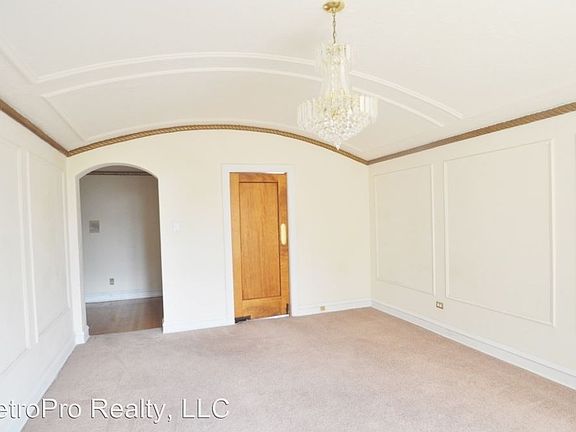 5th image of 2100 E 72nd Pl