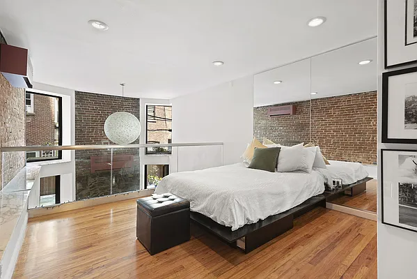 Sold by Compass | media 10