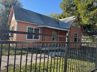 309 Elmo St, Cleburne, TX 76031