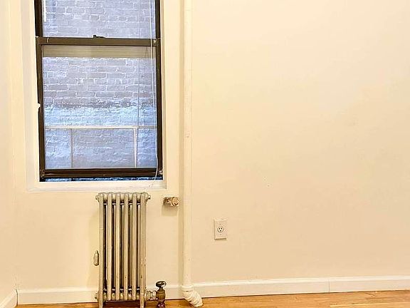 5th image of 312 E 93rd St APT 2E