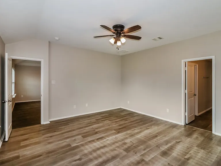 8102 Rose Petals Ln — Photo 8
