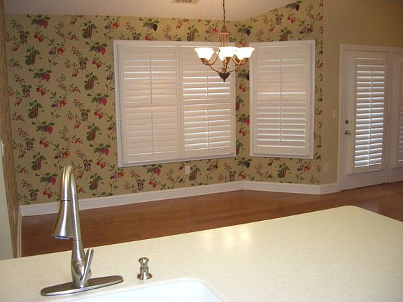 5th image of 111 Jamey Ct