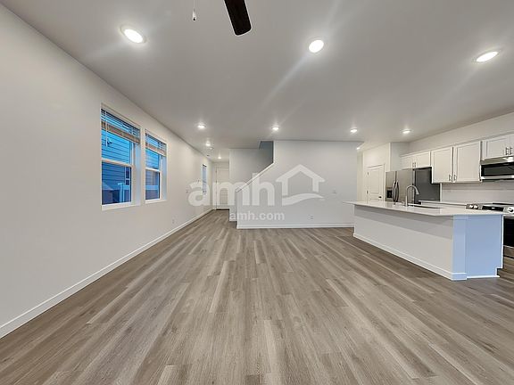 5th image of 5126 Turnstone St SE