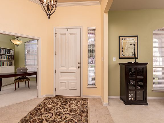 5th image of 4308 Cassandra Dr