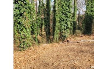 21 Saratoga Dr, Lawrenceville, GA 30044