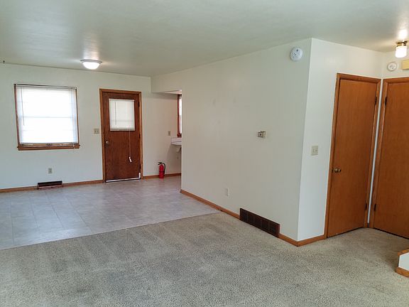 3rd image of 2310 Melrose Dr #D
