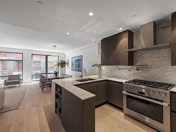 3rd image of 442 E 13th St #2B