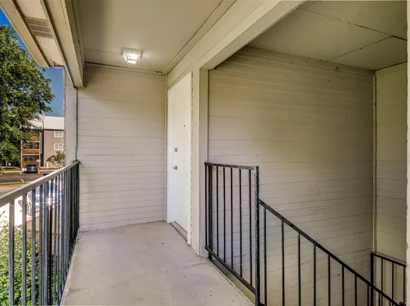 5902 Marvin Loving Dr APT 201, Garland, TX 75043
