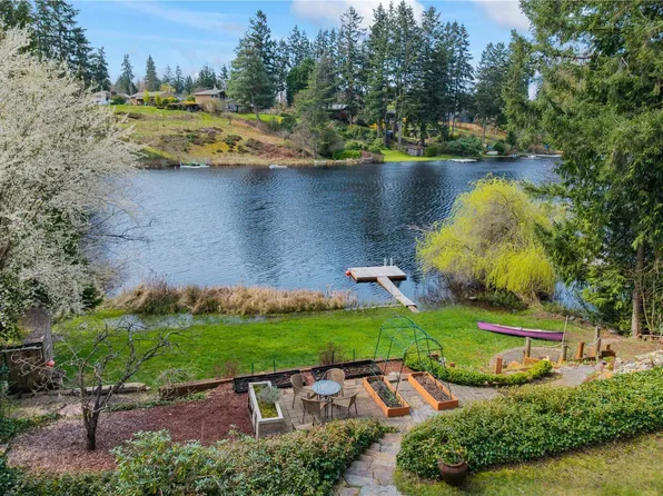 33331 E Lake Holm Drive SE, Auburn, WA 98092