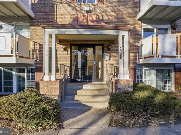 8386 Brockham Dr APT F, Alexandria, VA 22309
