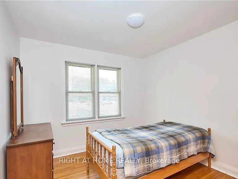 6357 Dorchester Rd — Photo 11