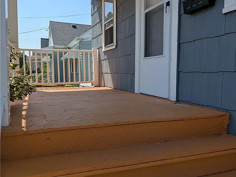 3248 Dudley Ave — Photo 3