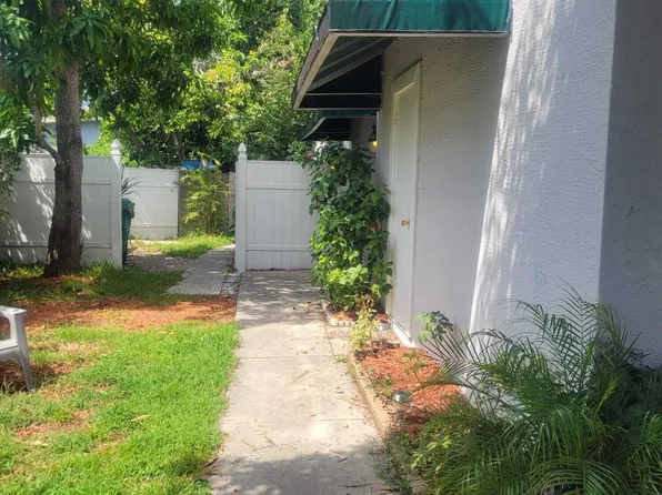 5337 NW 5th St, Delray Beach, FL 33445