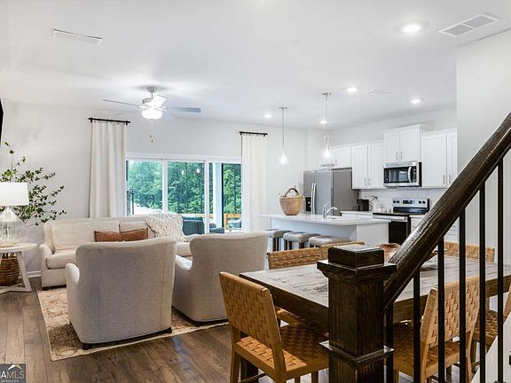 4th image of 351 Yukon Dr #53