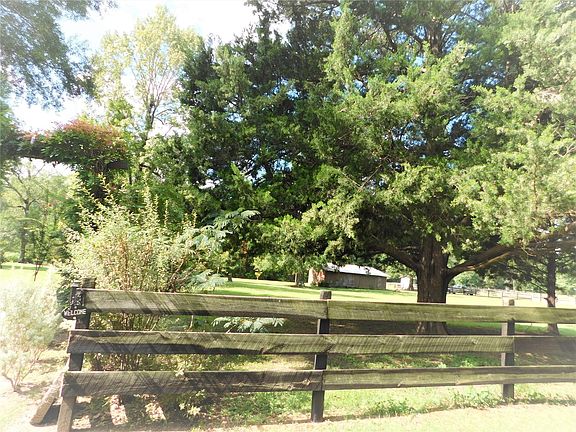 4th image of 483 County Road 1325