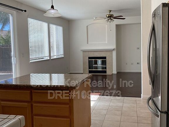 5th image of 499 Terra Nova Ct