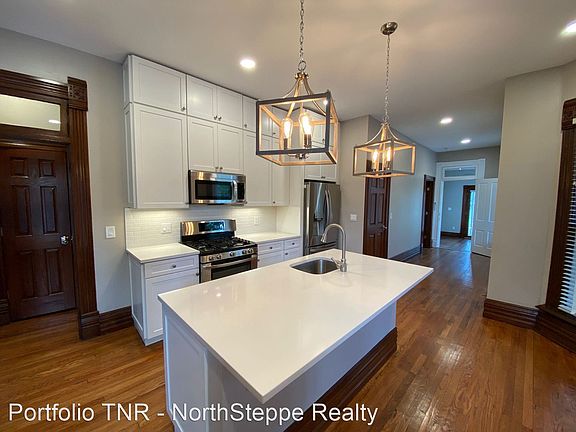 5th image of 103 W King Ave