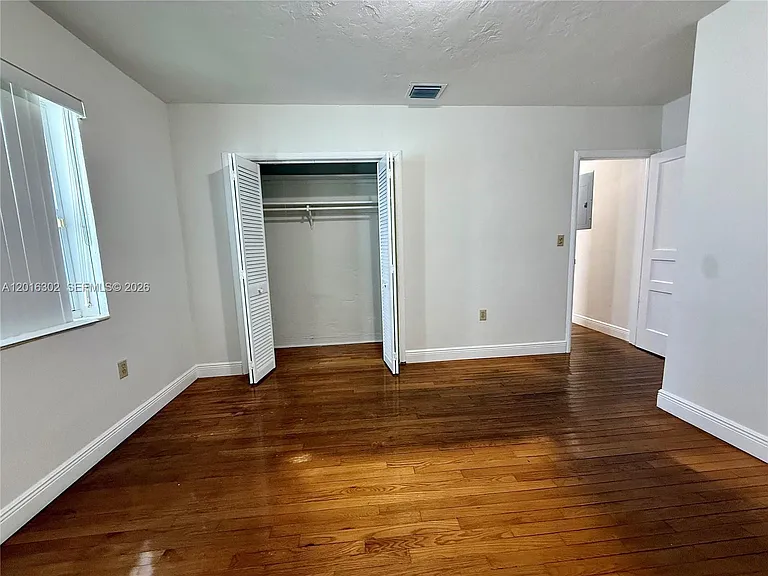 110 Antilla Ave — Photo 12
