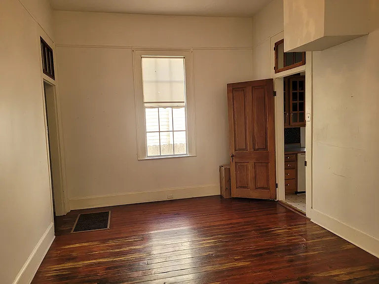 220 Amelia St — Photo 19
