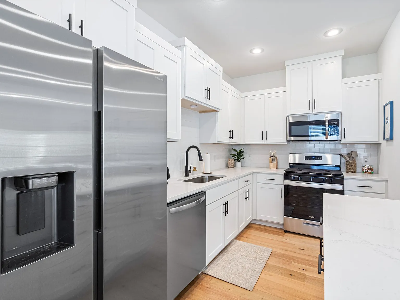 Student Housing Near the University of Arkansas! — Photo 4