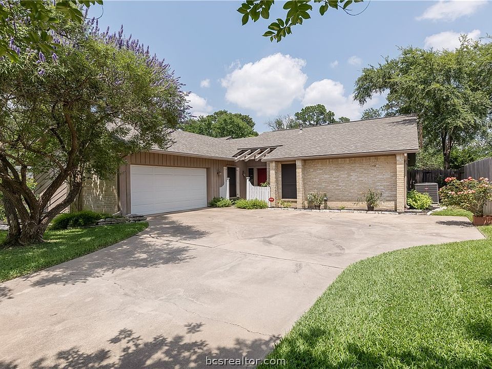 1st image of 2905 Pierre Pl