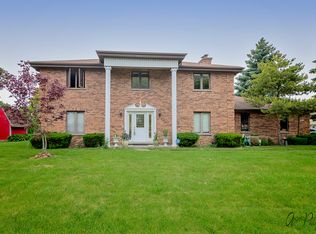 140 N Delany Rd, Gurnee, IL 60031