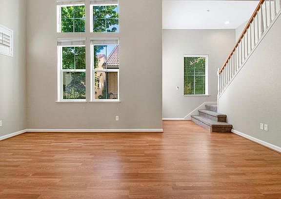 5th image of 1132 Terry Ln
