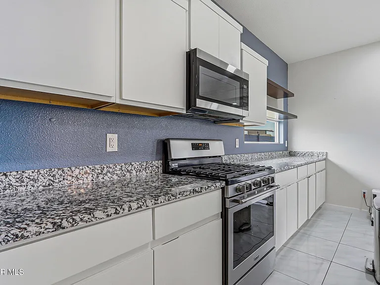 12044 Hidden Garden Pl — Photo 12