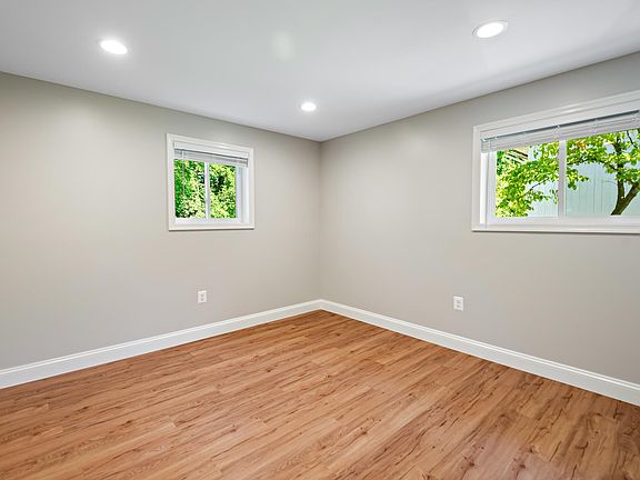 2nd image of 7837 Cayuga Ave