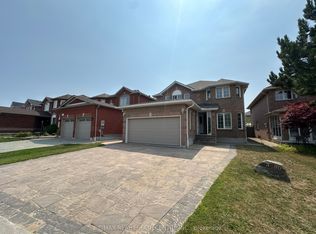 5080 Fallingbrook Dr, Mississauga, ON L5V 1S7