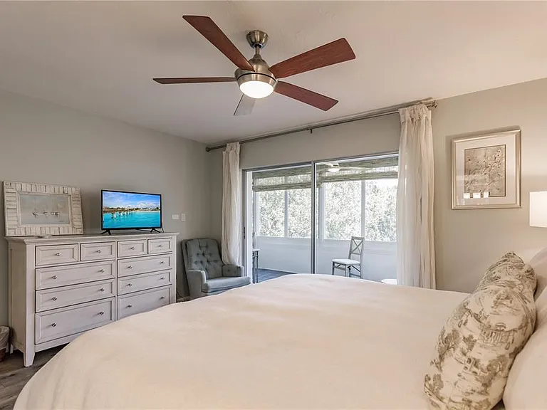 1200 E Peppertree Ln #303 — Photo 17