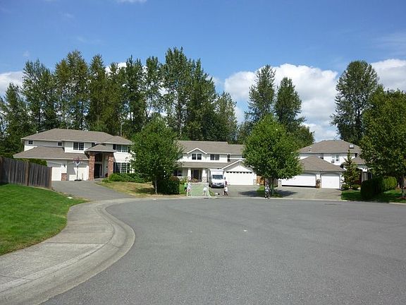 2nd image of 24918 NE 1st Pl