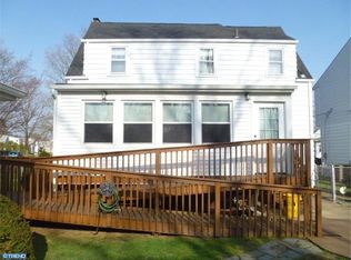 38 S Lippincott Ave, Maple Shade, NJ 08052