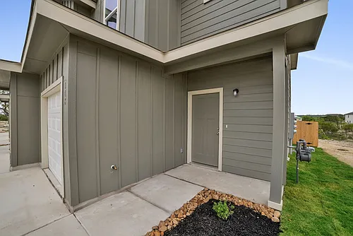 219 Damon Dr Photo 1